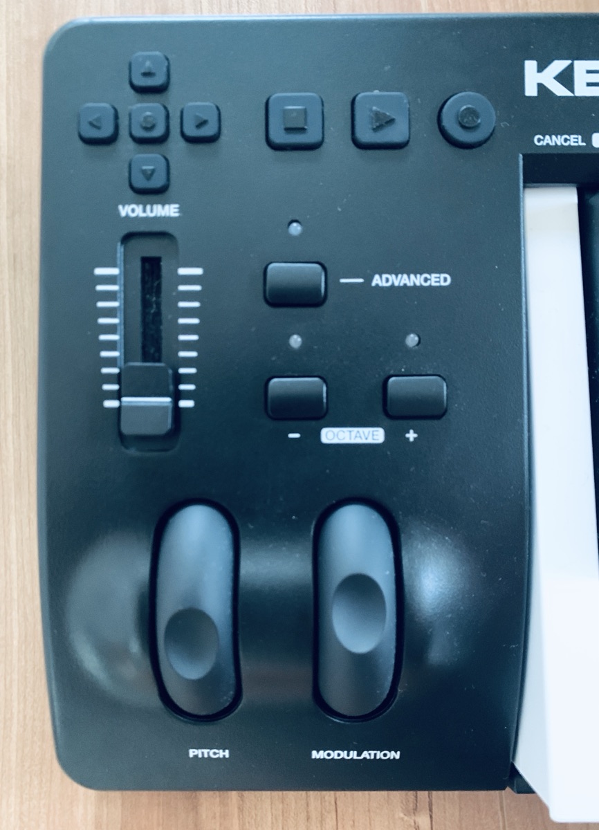 モジュレーションホイールやピッチベンド